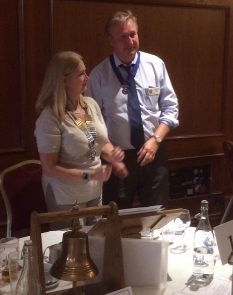 Andrew receives his Chain of Office from President Ann